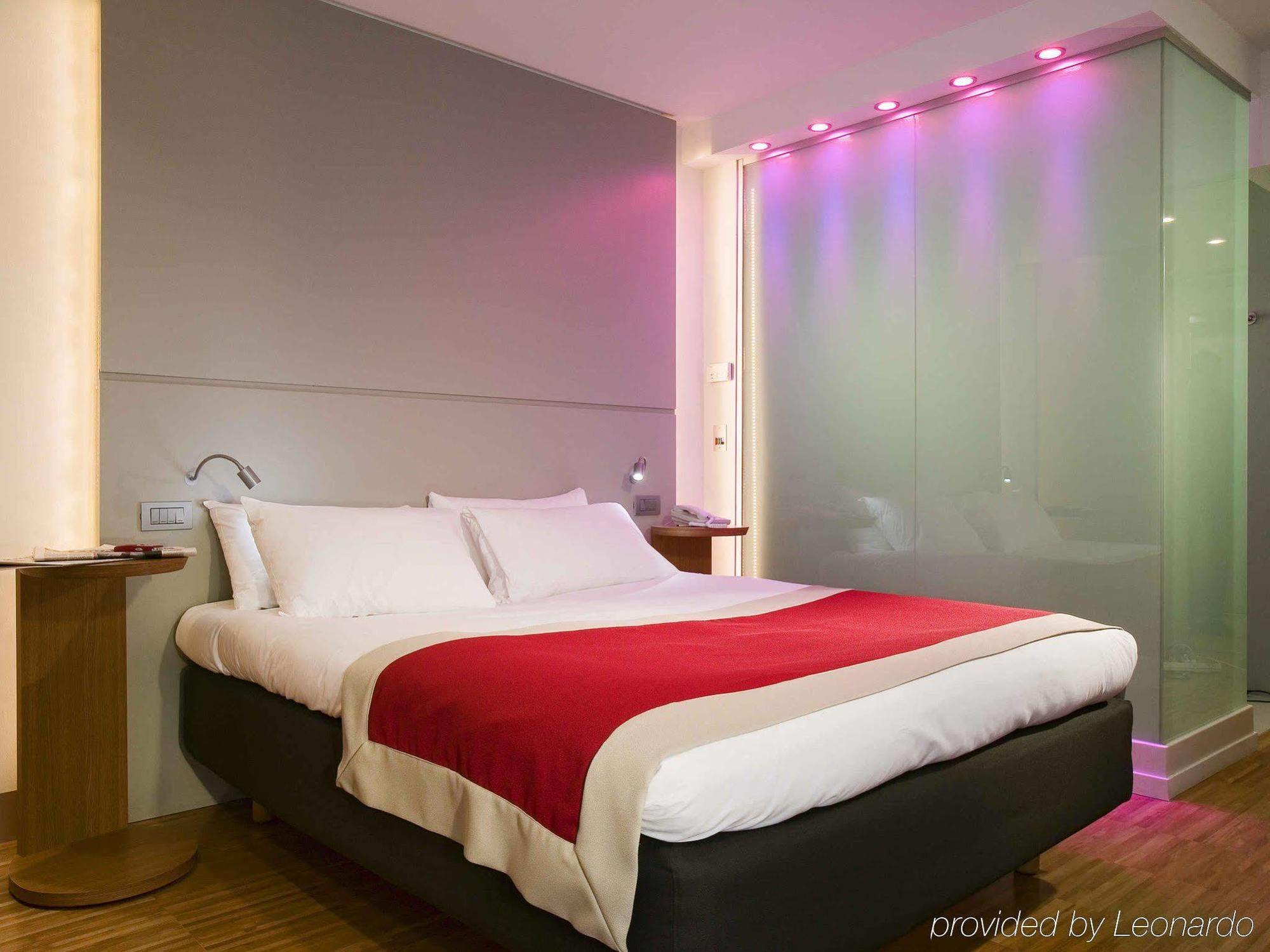 Mercure Paris Arc De Triomphe Etoile Екстер'єр фото